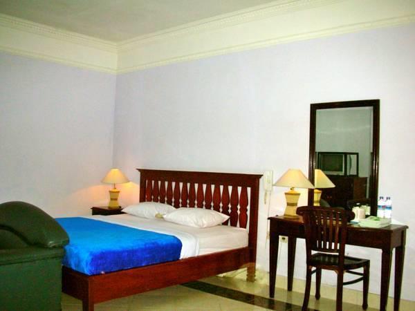 Hotel Minak Jinggo Баньюванги Экстерьер фото