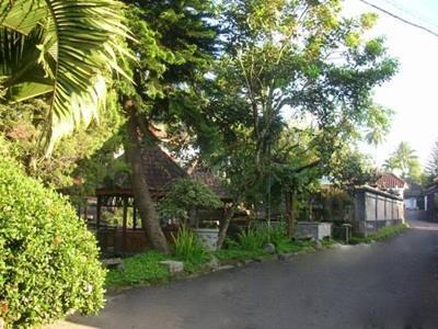 Hotel Minak Jinggo Баньюванги Экстерьер фото